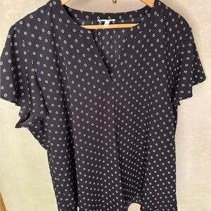 Maurices Black Short Sleeve V-Neck Polka Dot Blouse
